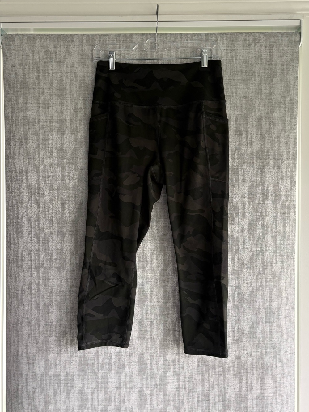 Camo Print Activewear Capri Leggings